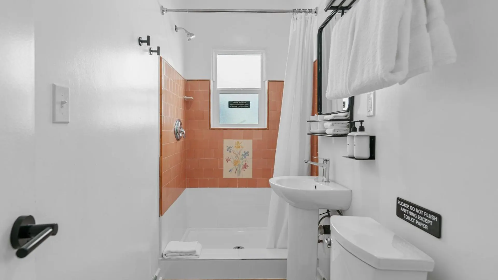 ***  Aliza Hotel Los Angeles United States