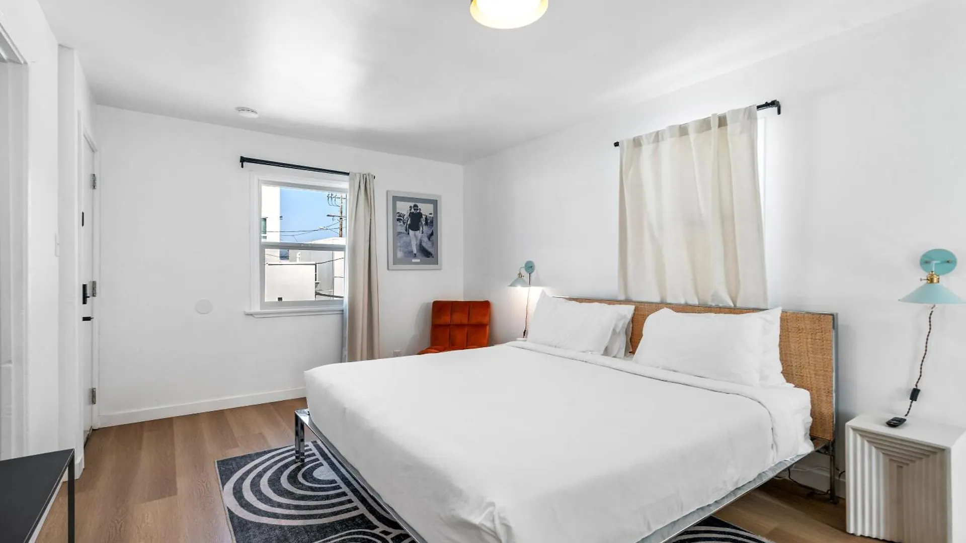 ***  Aliza Hotel Los Angeles United States